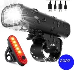 PRO LED 2022 Fietsverlichting Set - Racefiets Verlichting - Voorlicht En Achterlicht - Fietsaccessoires - USB Oplaadbaar - IP65 Waterdicht -Winkel Voor Fietsbenodigdheden 1200x1138