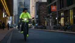 AGU Compact Regenbroek Commuter Dames - Zwart - L 22 AGU Compact Regenbroek Commuter Dames - Zwart - L -Winkel Voor Fietsbenodigdheden 1200x700 1