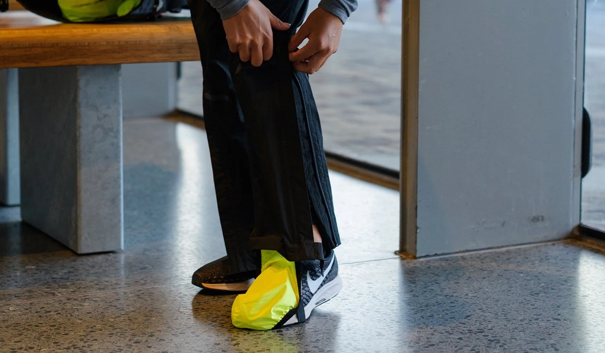 AGU Compact Regenbroek Commuter Dames - Zwart - L 11 AGU Compact Regenbroek Commuter Dames - Zwart - L - Afbeelding 10