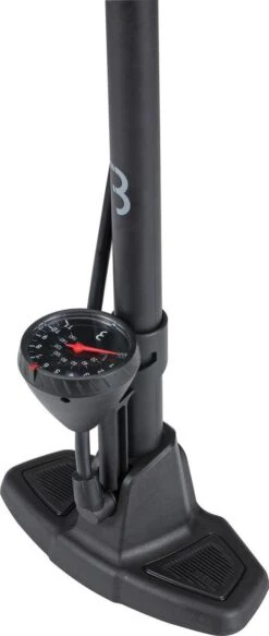 BBB Cycling AirWave Fietspomp Met Drukmeter - Fiets Pomp Racefiets En Mountainbike - Voetpomp Fiets 9 Bar - Zwart - BFP-20 -Winkel Voor Fietsbenodigdheden 508x1200